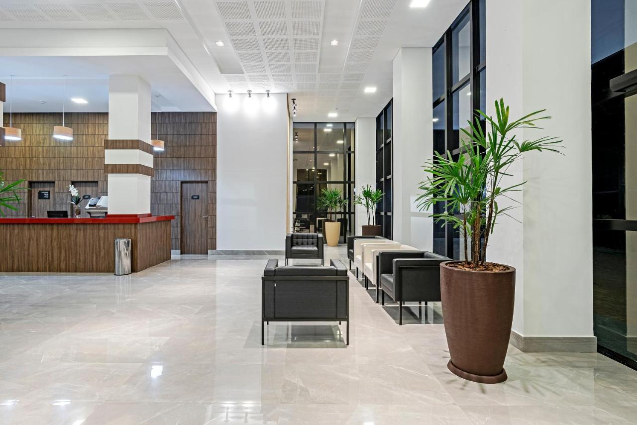 Slim Guarapuava Hotel ภายนอก รูปภาพ