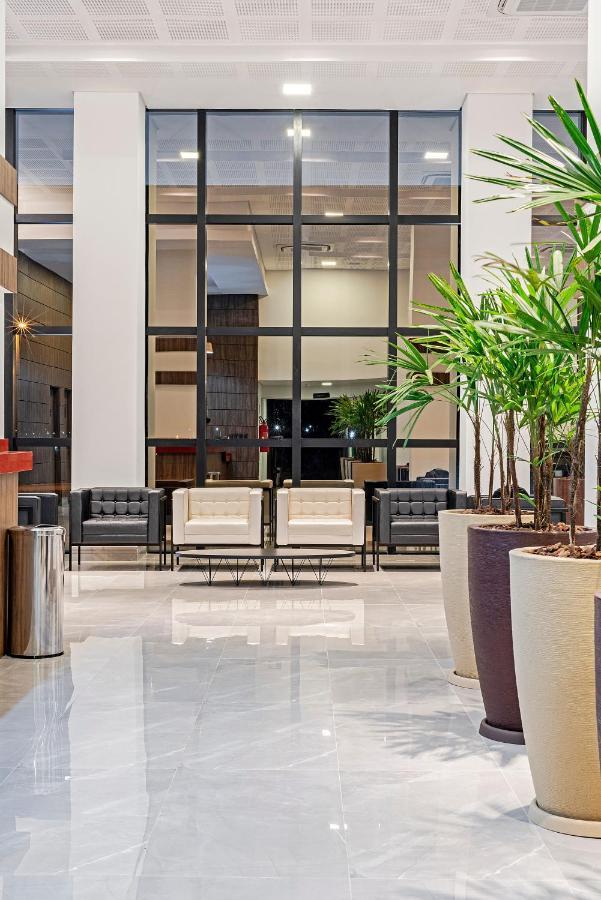 Slim Guarapuava Hotel ภายนอก รูปภาพ