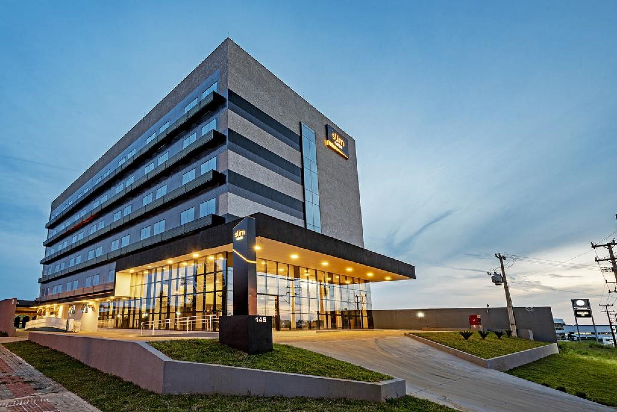 Slim Guarapuava Hotel ภายนอก รูปภาพ