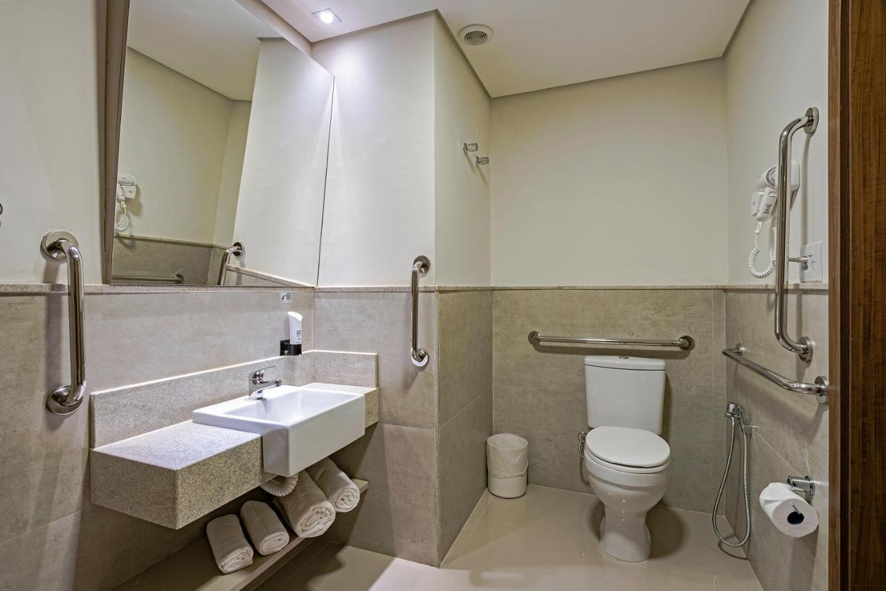 Slim Guarapuava Hotel ภายนอก รูปภาพ